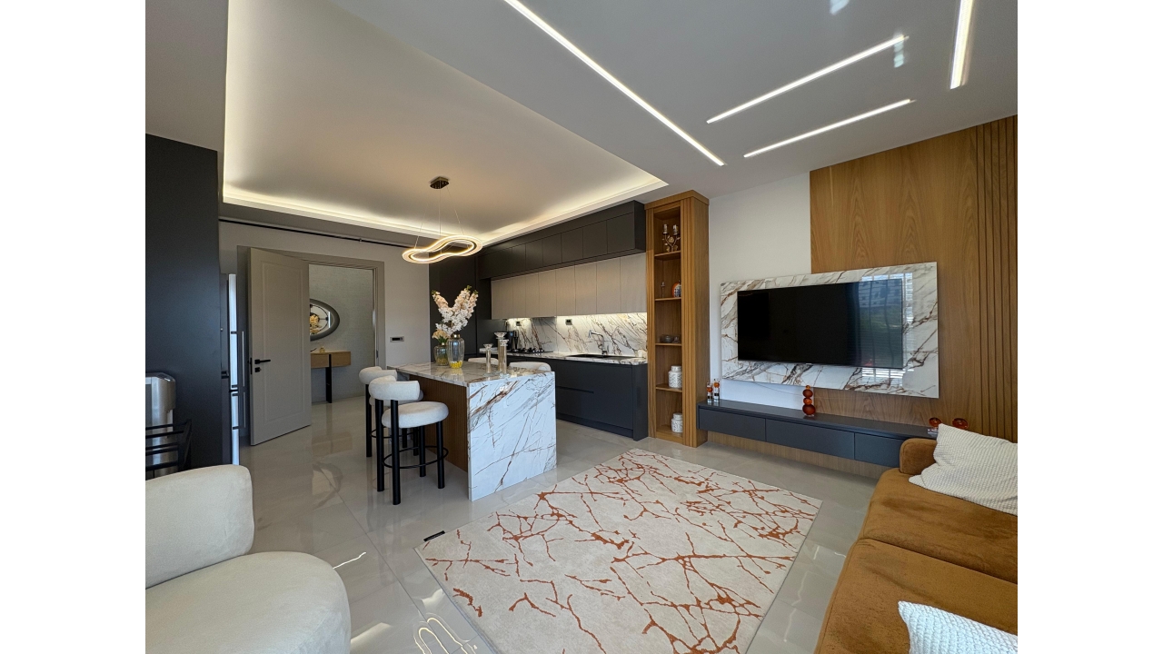 YENİŞAFAK'TA 3,5+1 ARAKAT LÜKS SATILIK DAİRE