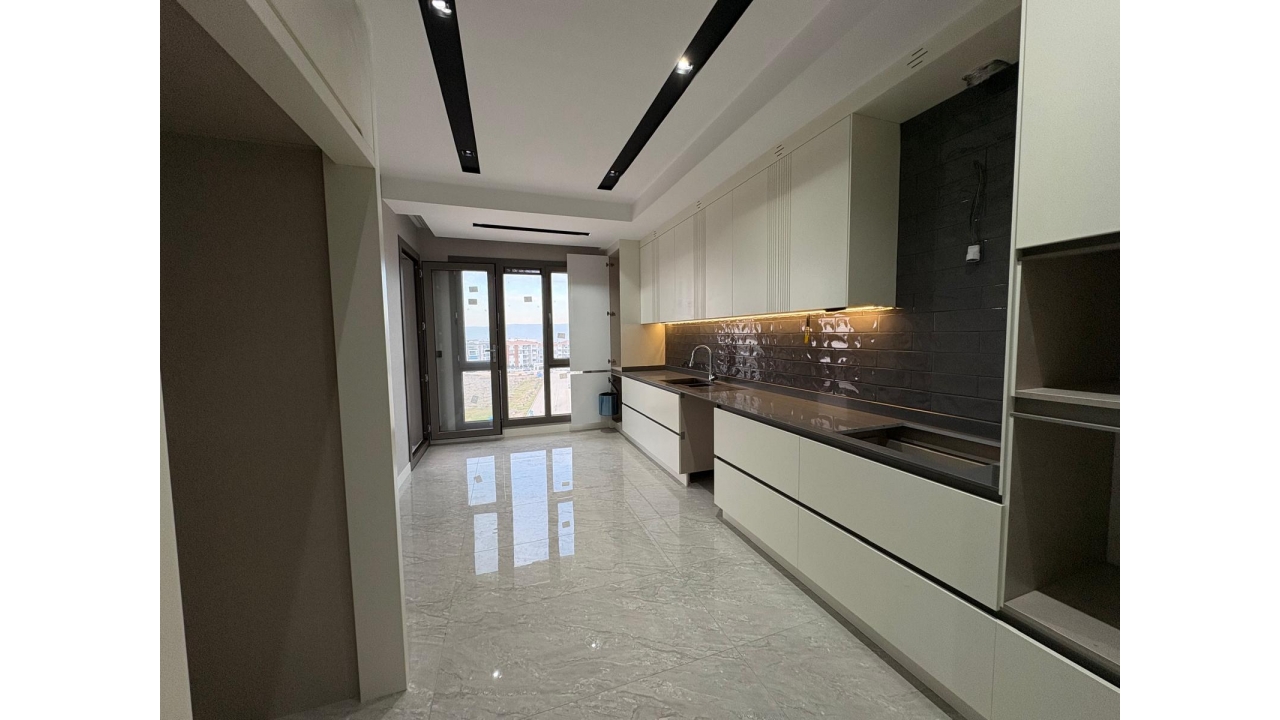 YENİŞAFAK'TA 3+1 SATILIK DAİRE